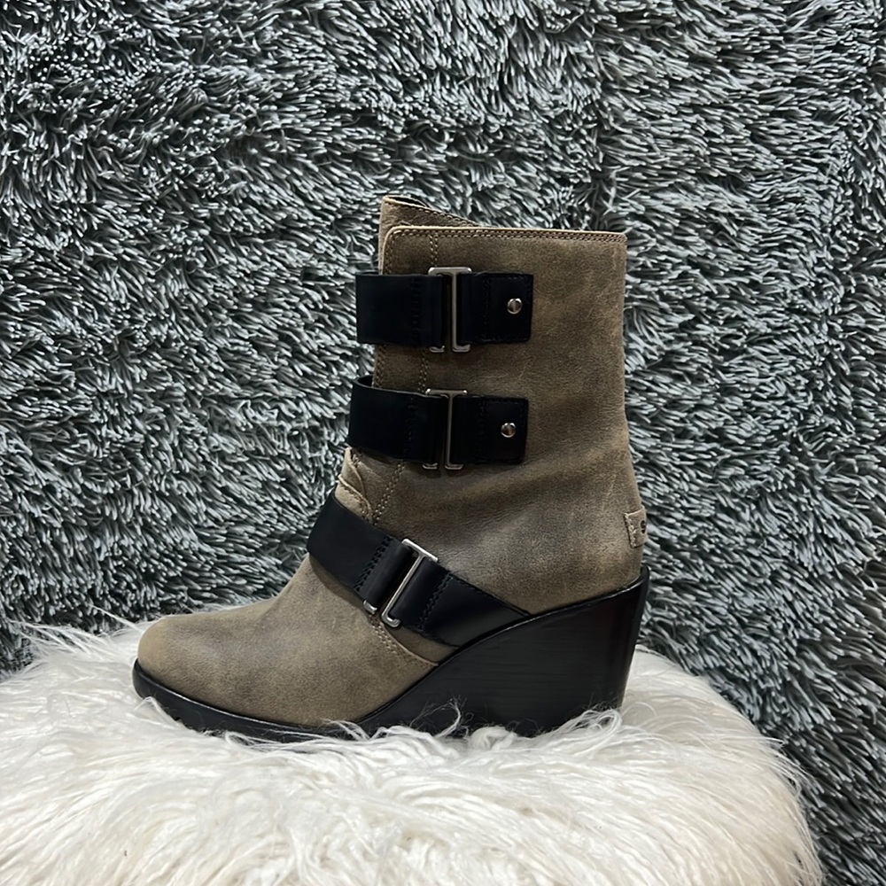Sorel size 7